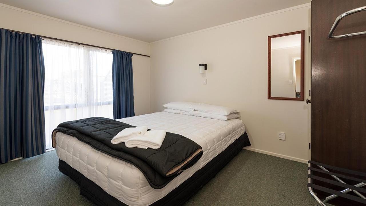Holdens Bay Holiday Park 로토루아 외부 사진