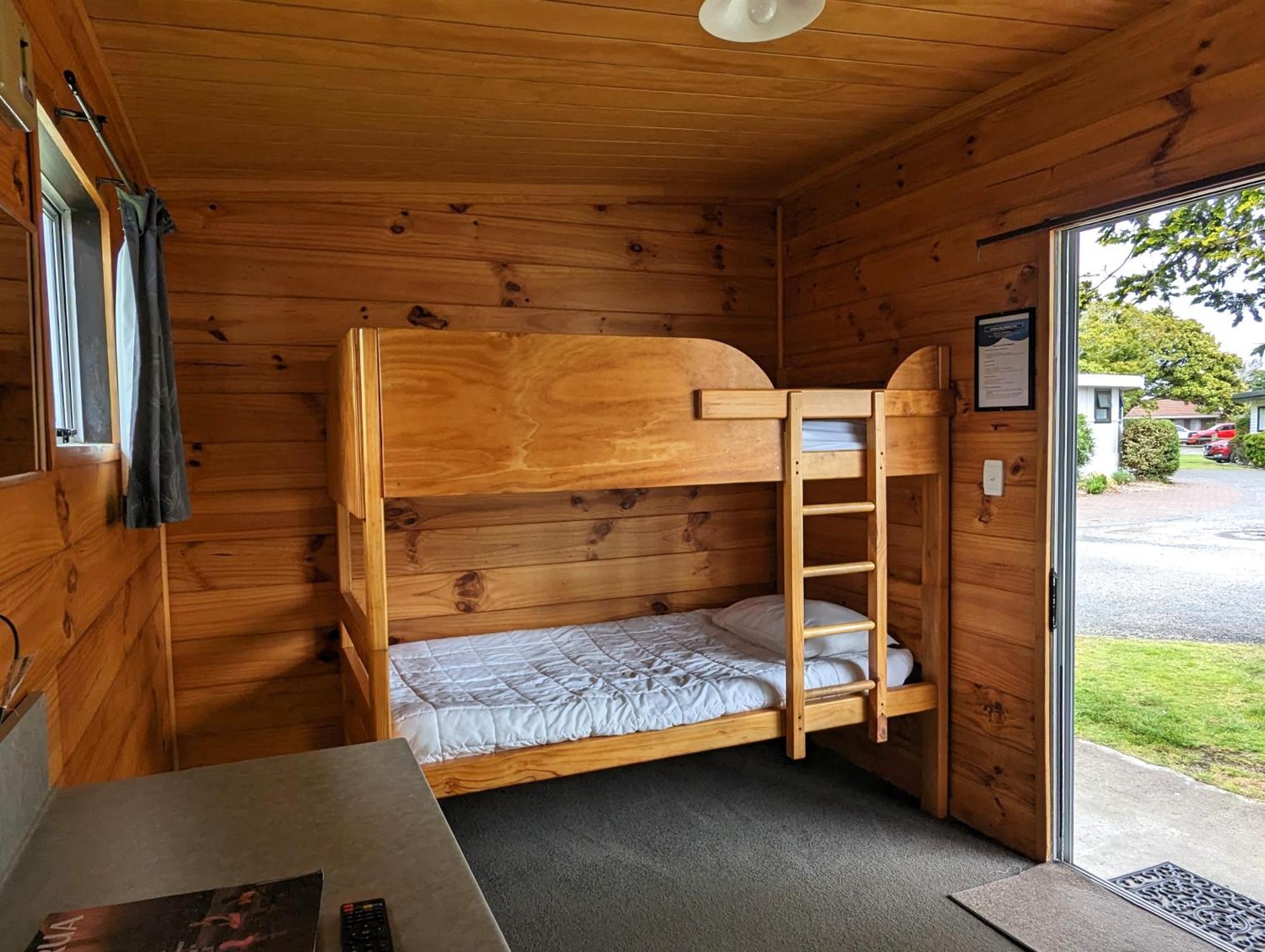 Holdens Bay Holiday Park 로토루아 외부 사진