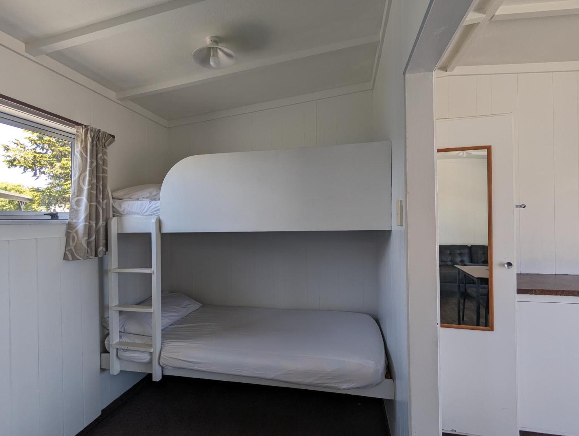 Holdens Bay Holiday Park 로토루아 외부 사진