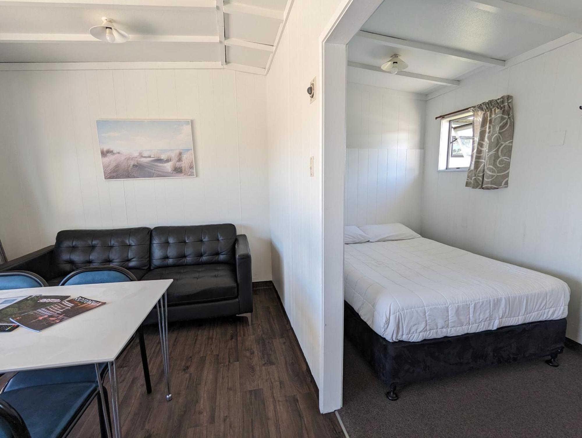 Holdens Bay Holiday Park 로토루아 외부 사진