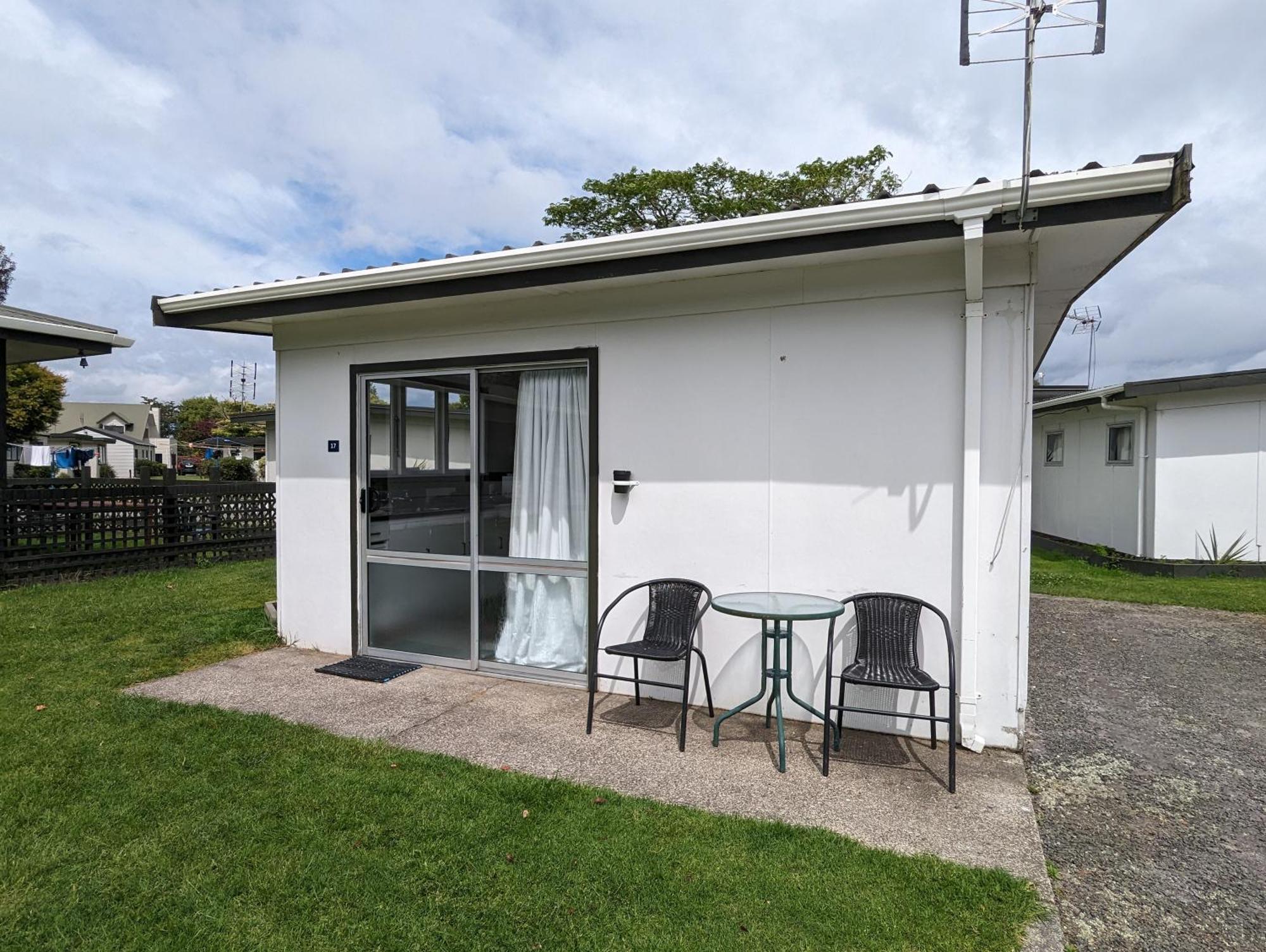 Holdens Bay Holiday Park 로토루아 외부 사진