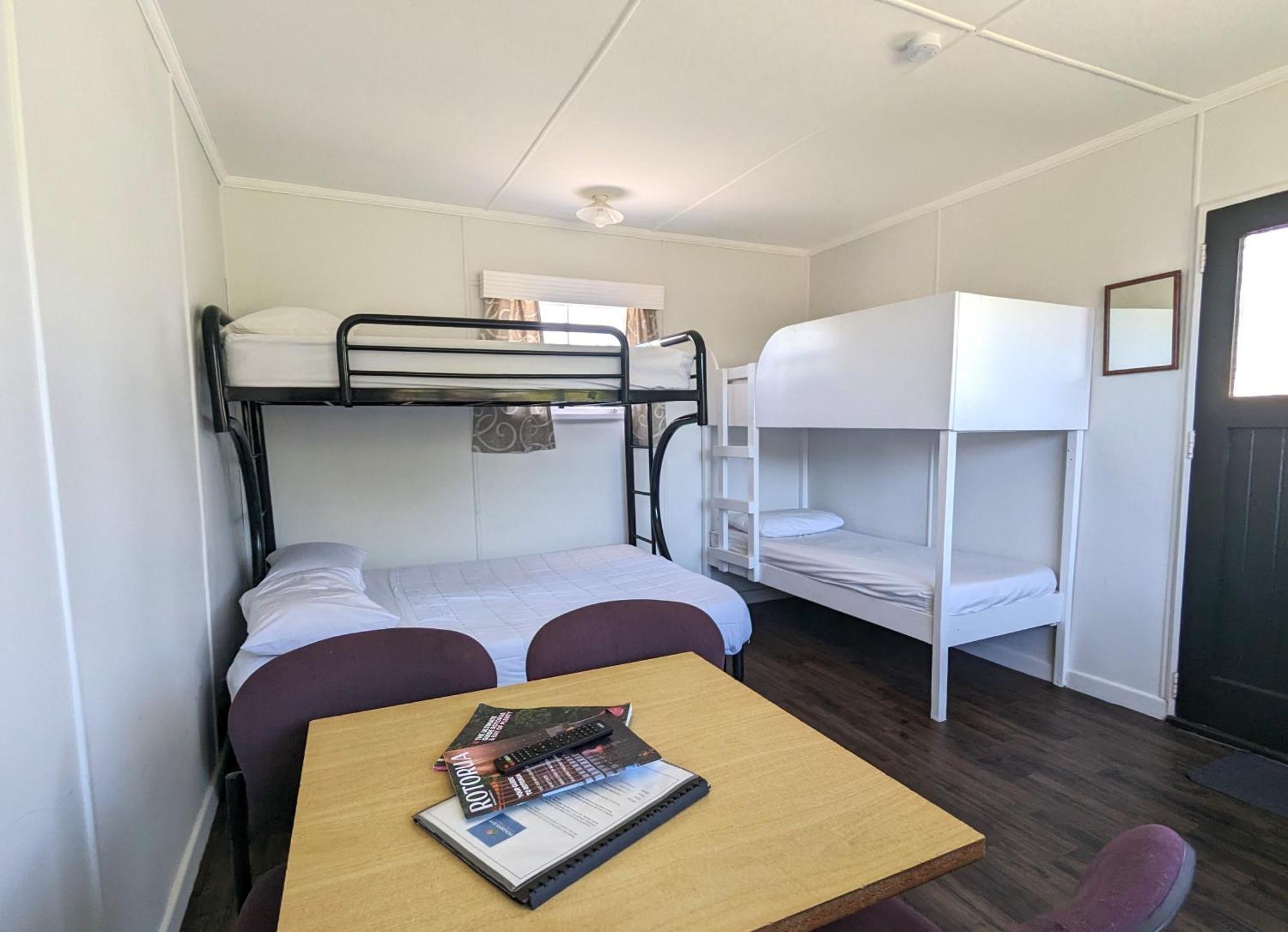 Holdens Bay Holiday Park 로토루아 외부 사진