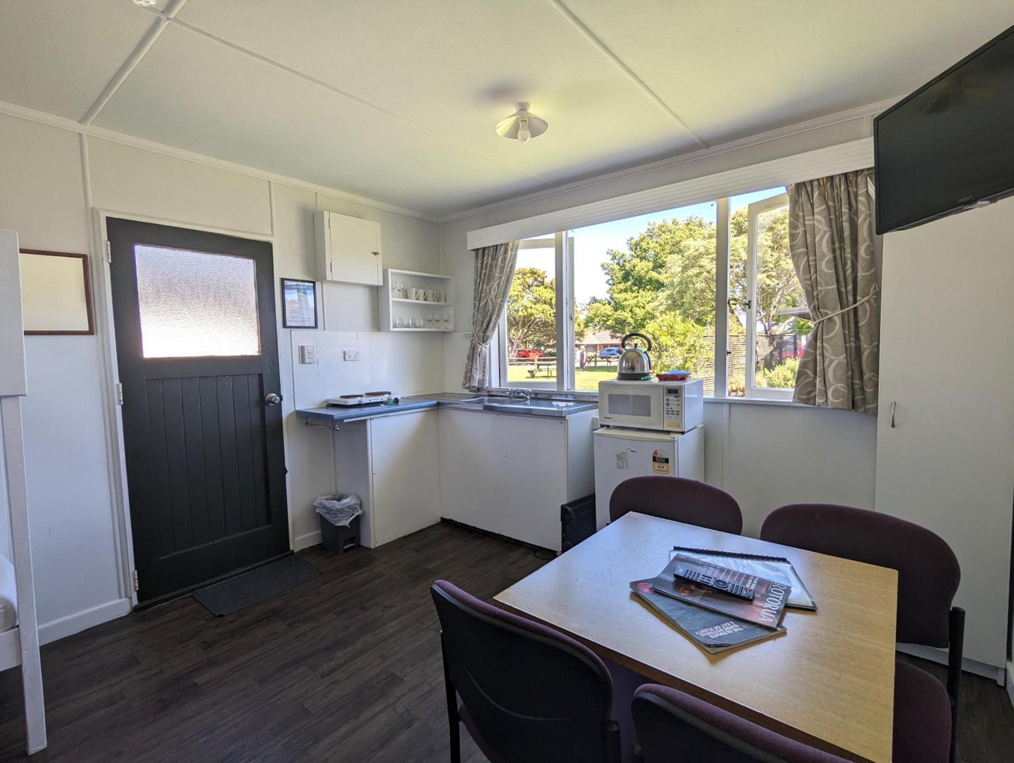 Holdens Bay Holiday Park 로토루아 외부 사진