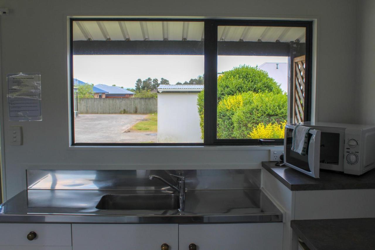 Holdens Bay Holiday Park 로토루아 외부 사진