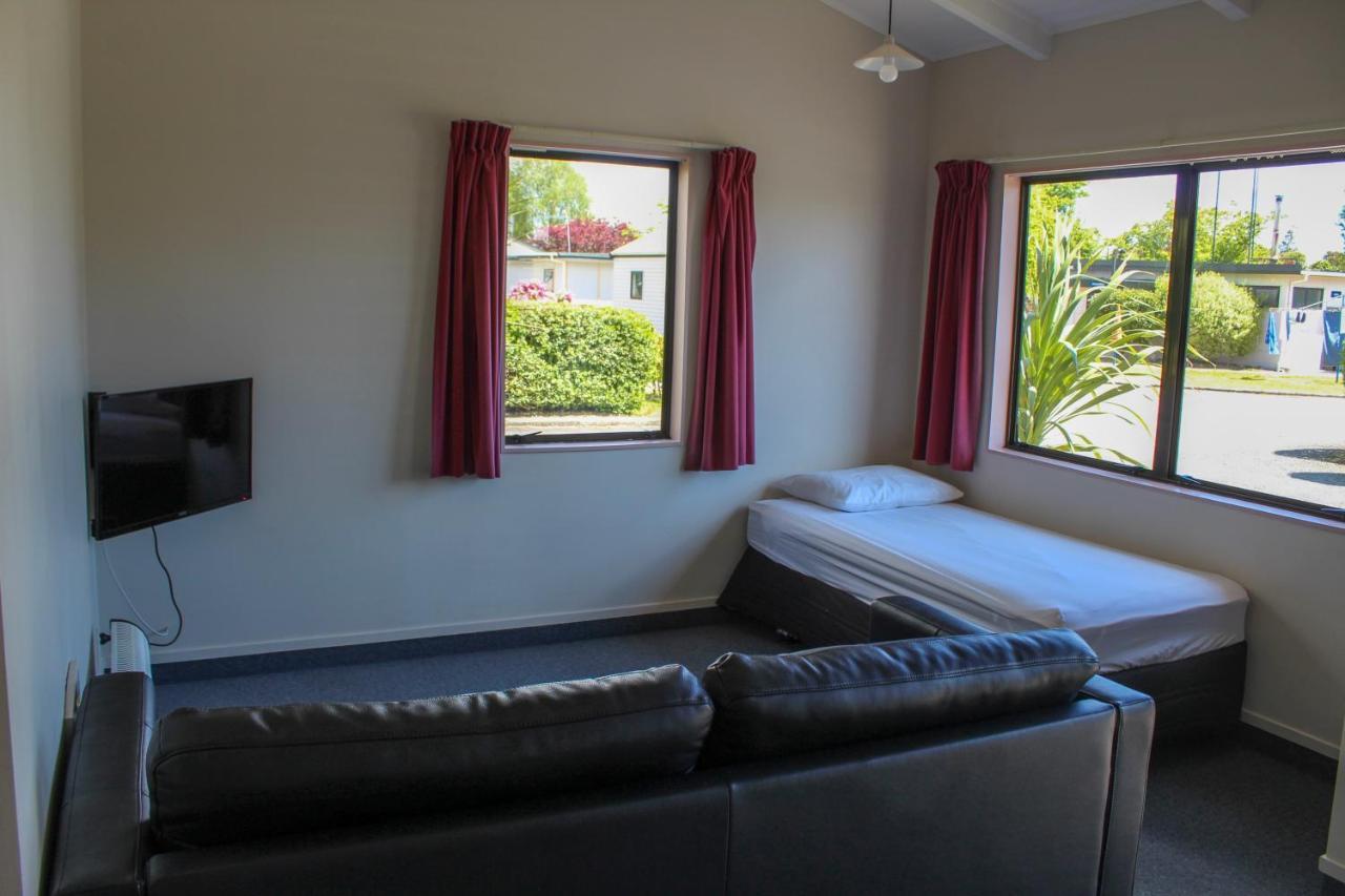 Holdens Bay Holiday Park 로토루아 외부 사진