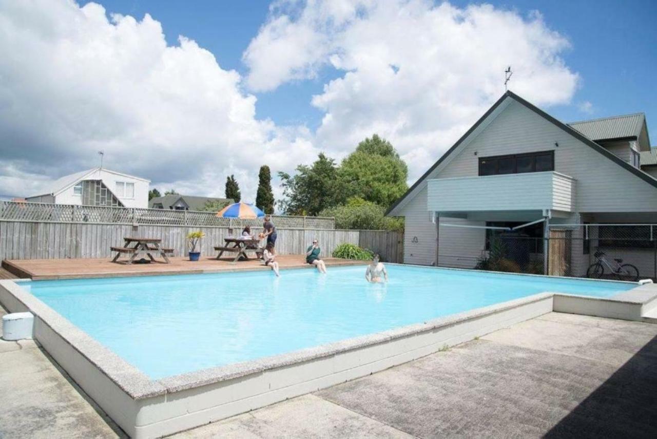 Holdens Bay Holiday Park 로토루아 외부 사진